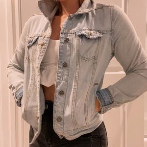 Perfect light wash jean jacket!